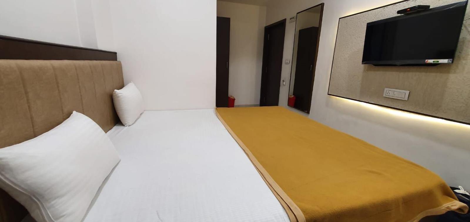 بهوي Hotel N K المظهر الخارجي الصورة